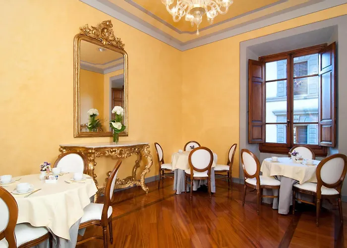 Hotel Pierre 4*