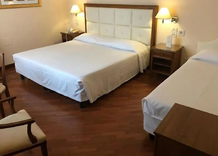 Pierre Hotel